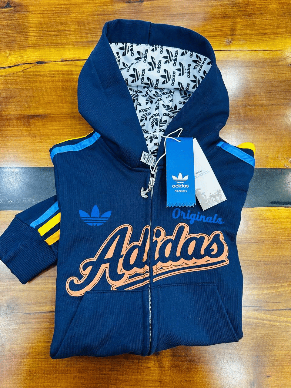 Dijital Baskılı Lacivert Kapüşonlu Sweatshirt – Erkek Çocuk, %100 Pamuk, 5–16 Yaş
