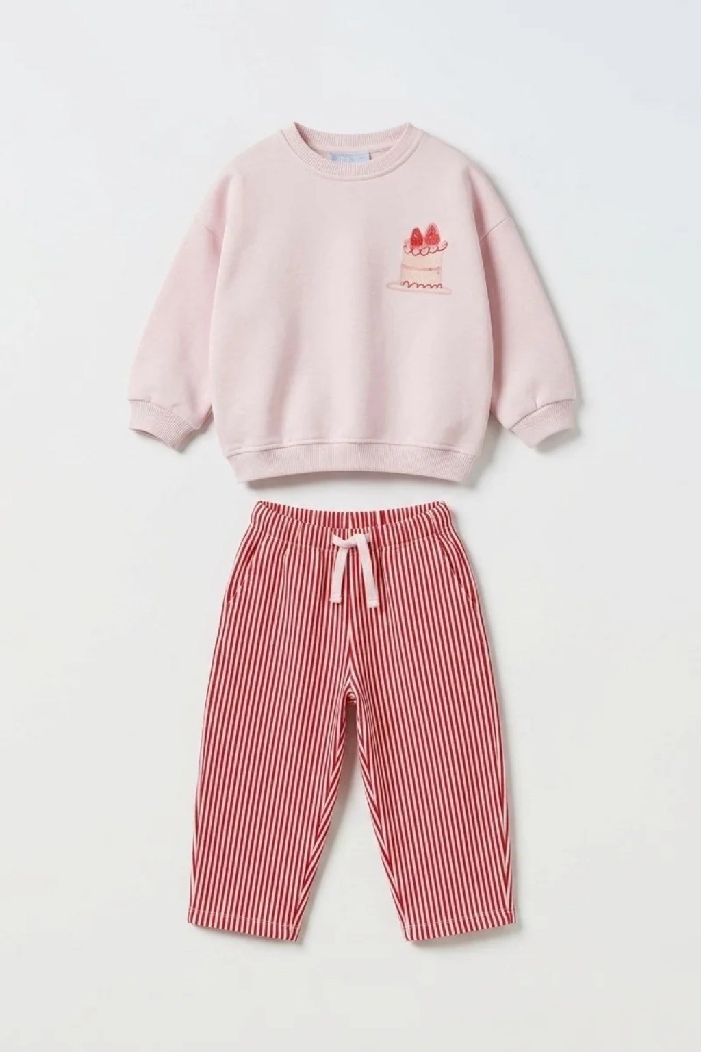 La Ciel Paris Pasta Temalı Sweatshirt ve Çizgili Eşofman Takım
