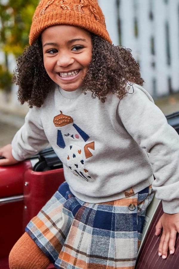 Nakışlı Bisiklet Yaka Sweatshirt – Kız Çocuk, 3–8 Yaş