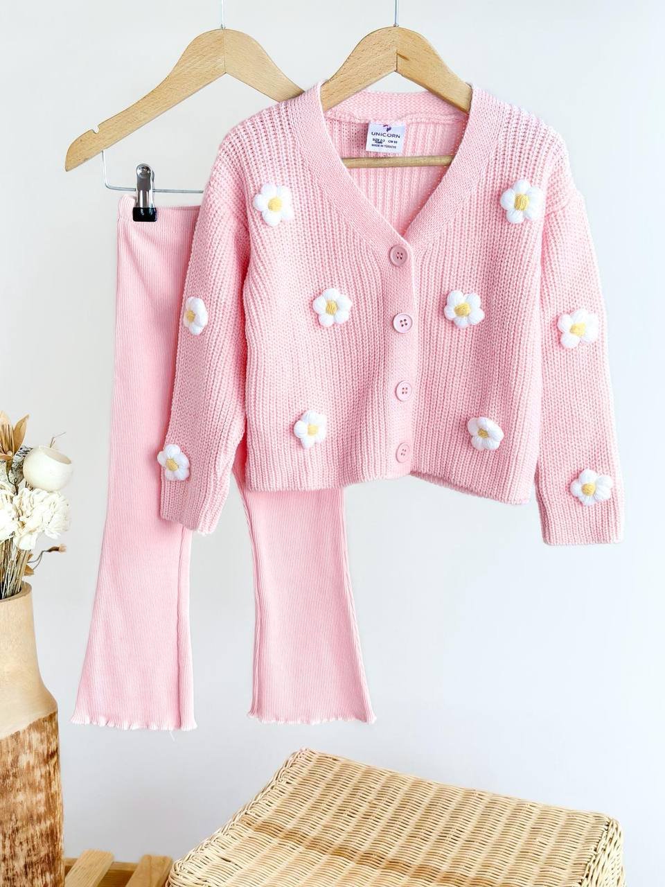 Unicorn Çiçek Aplikeli Triko Yelek & Tayt Takımı – Pembe, Kız Çocuk, 2–8 Yaş