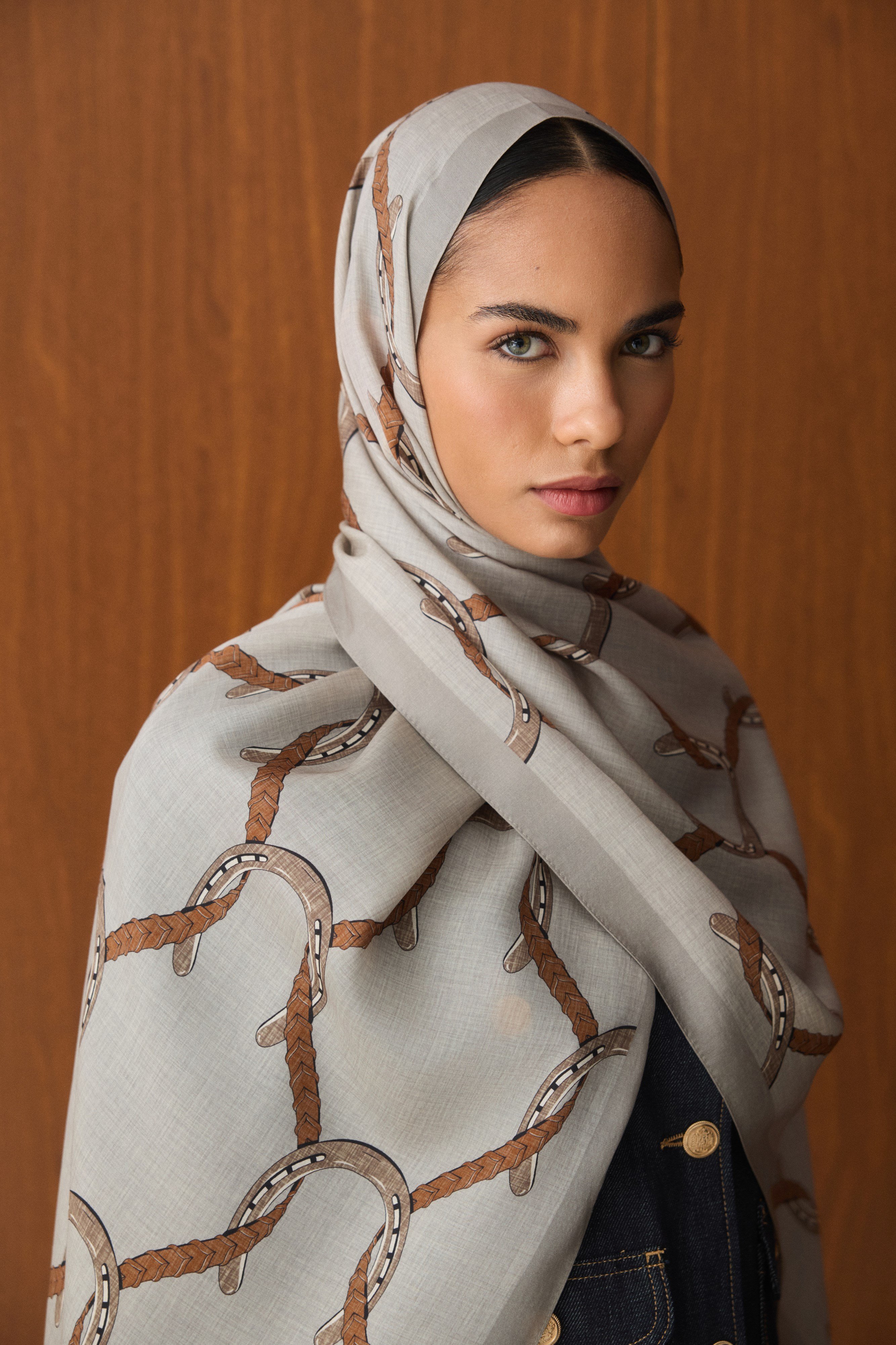 GRAY ROPE