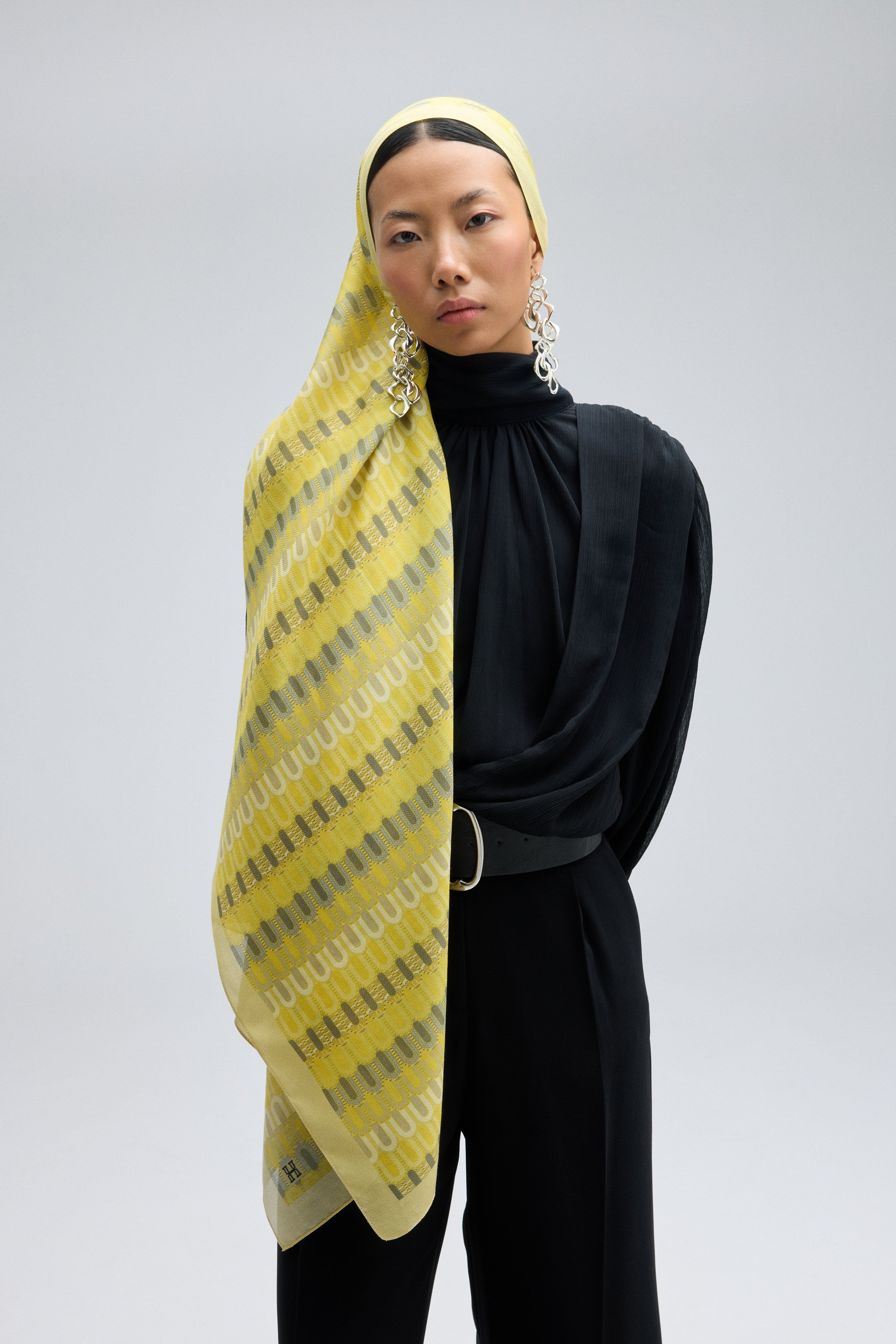 YELLOW AMARA