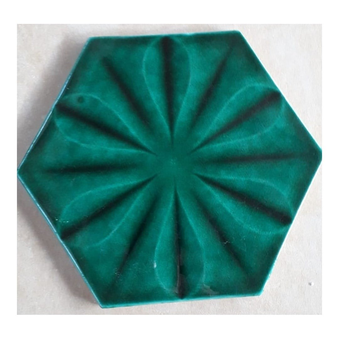 Armada Çini 15x17 Cm Çiçekli Yeşil Altıgen Seramik