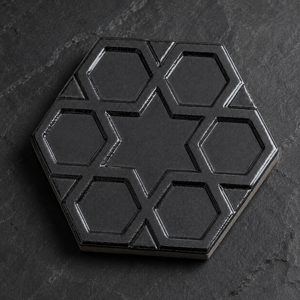 Armada Çini 15x17 Cm Rölyefli Yıldız Metalik Altıgen Seramik 