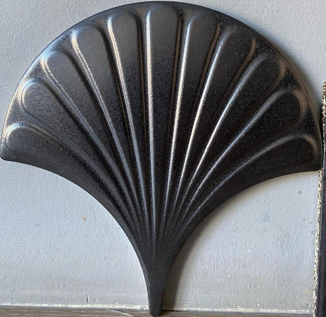 Armada Çini 17x17 cm Metalik İstiridye Balık Pulu Seramik 
