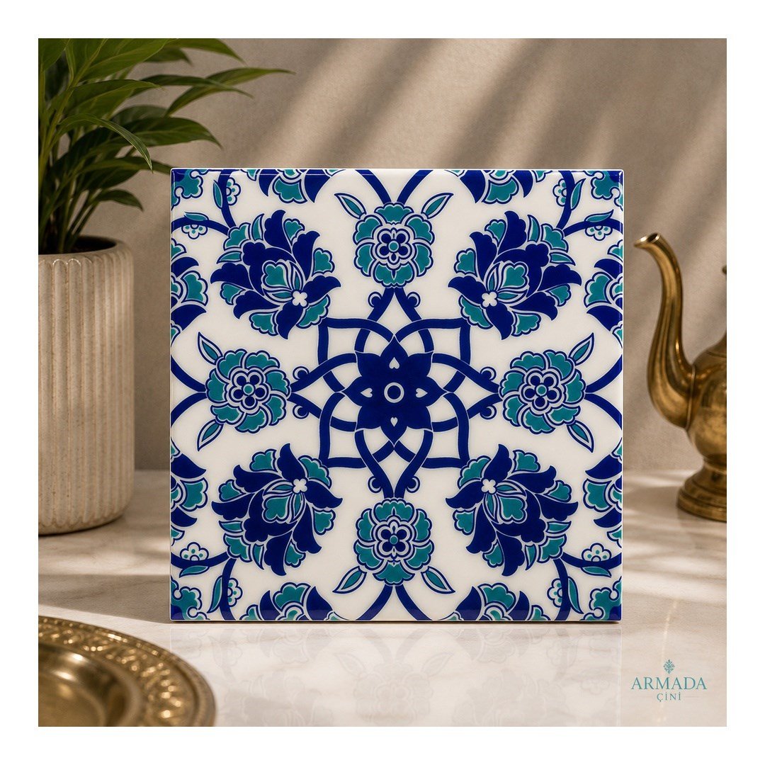 Armada Çini 20x20 Cm Ac 10 Selçuk Mavi Çiçek Desenli Kütahya Çini