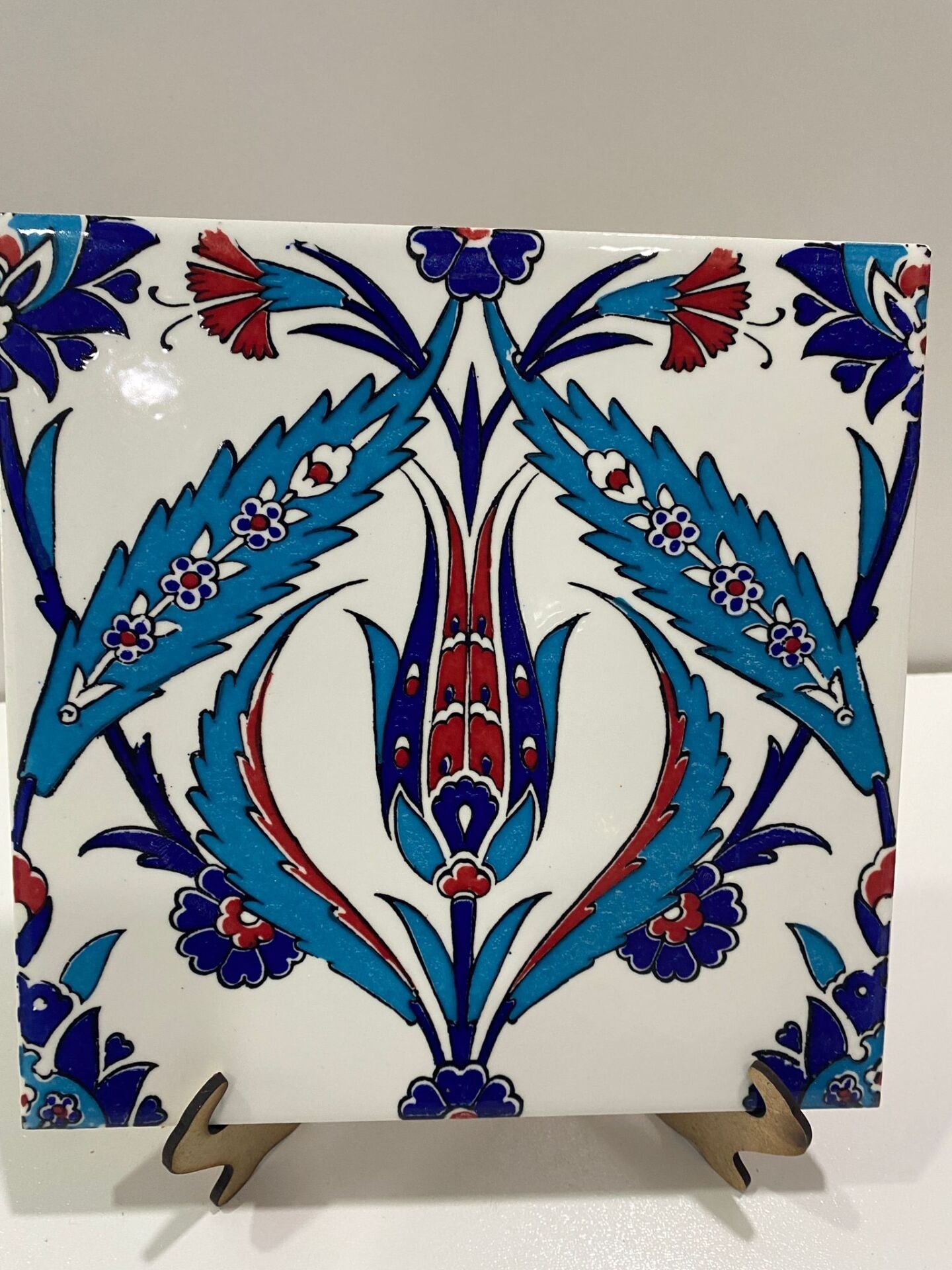 Armada Çini 20x20 Cm Ac 2 Kırmızı Lale Desenli İznik Çini Karo