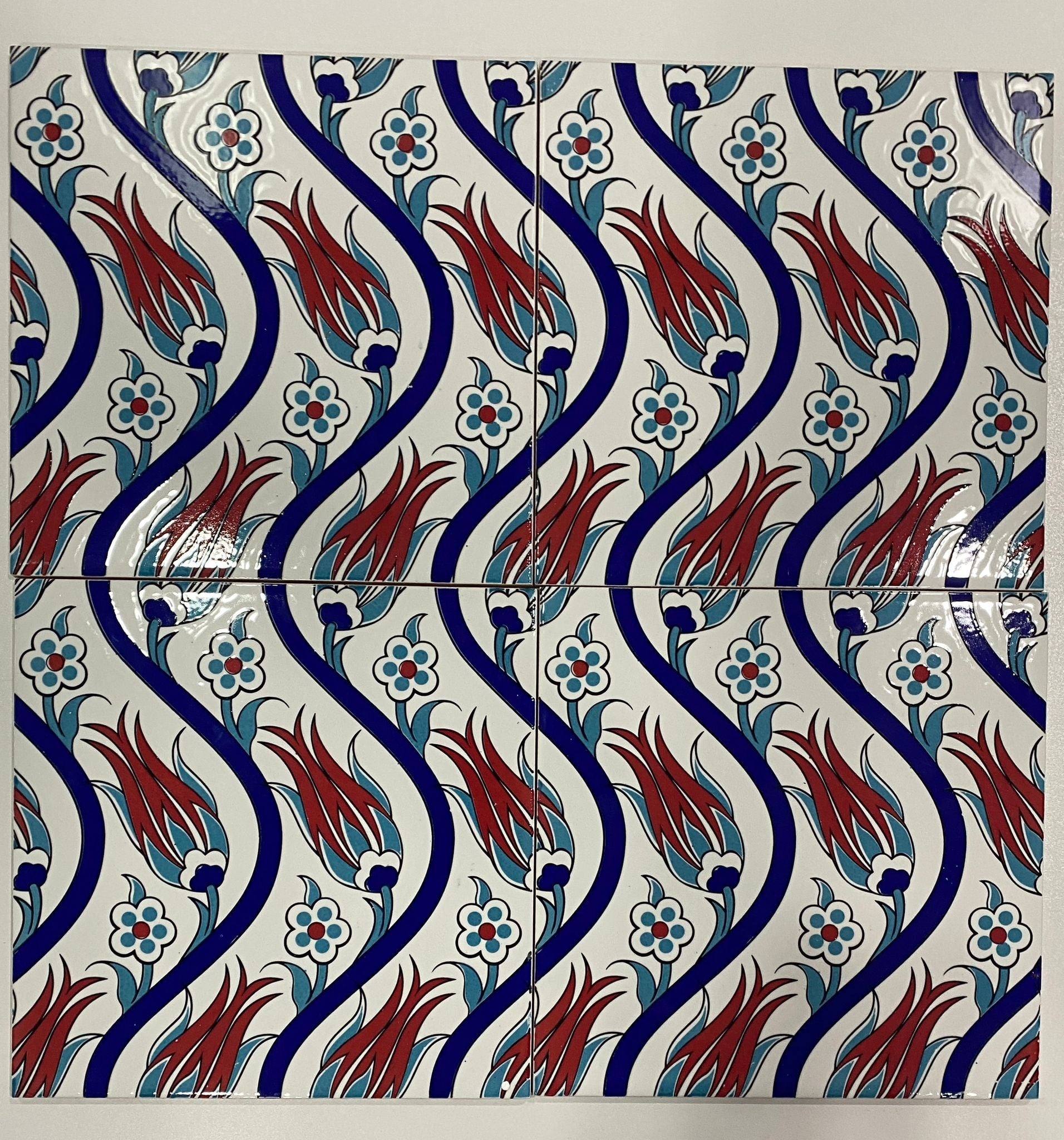 Armada Çini 20x20 Cm Ac 20 Sarmaşık Lale Desenli Çini Seramik Karo
