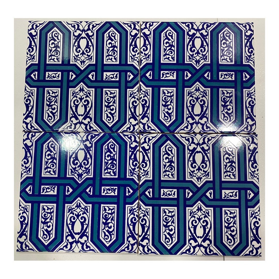 Armada Çini 20x20 Cm Ac 9 Selçuklu Mavi Zincir Desenli Çini Karo