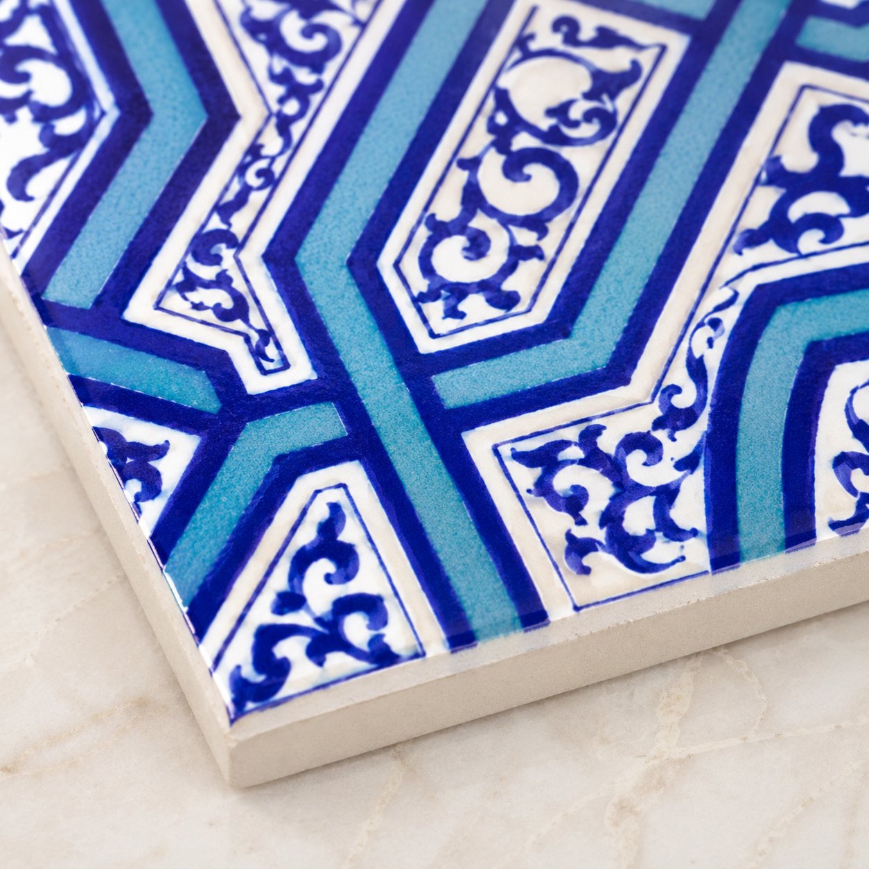 Armada Çini 20x20 Cm Ac 9 Selçuklu Mavi Zincir Desenli Çini Karo