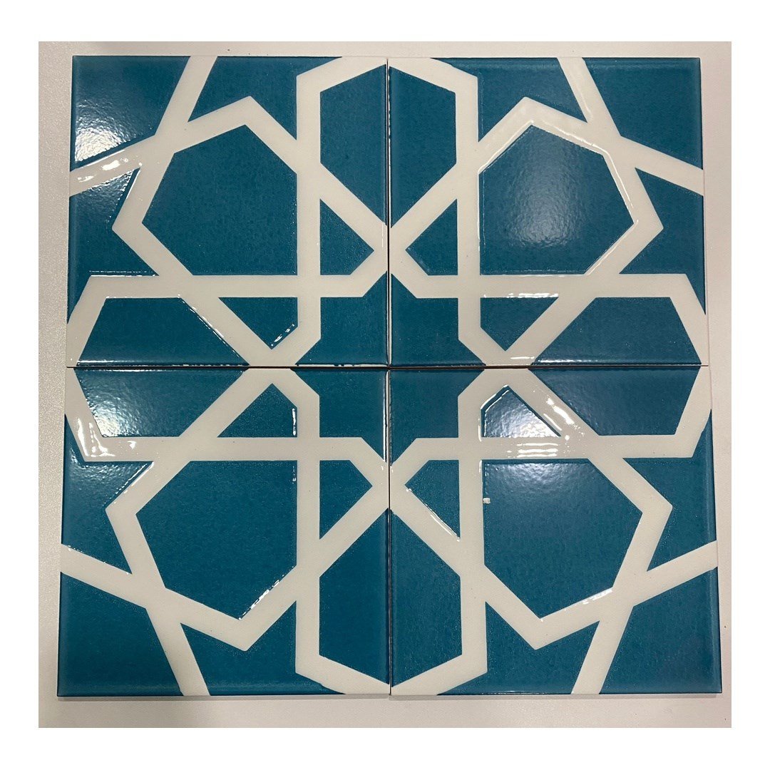 Armada çini 20x20 cm SP 100 Mavi Beyaz Desenli Kütahya çinisi
