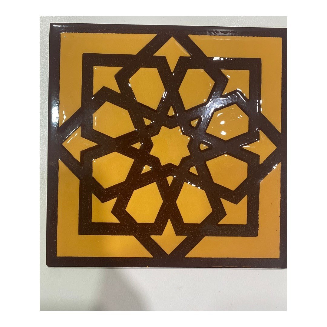 Armada Çini 20x20 Cm SP 101 Kahve Türk Yıldızı Kütahya İznik Çini Karo