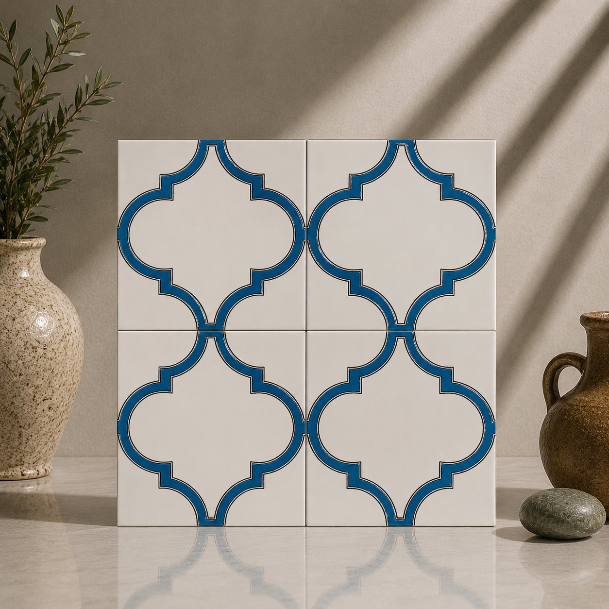 Armada çini 20x20 cm SP 103 Arabesk Mavi Beyaz Desenli Kütahya çini