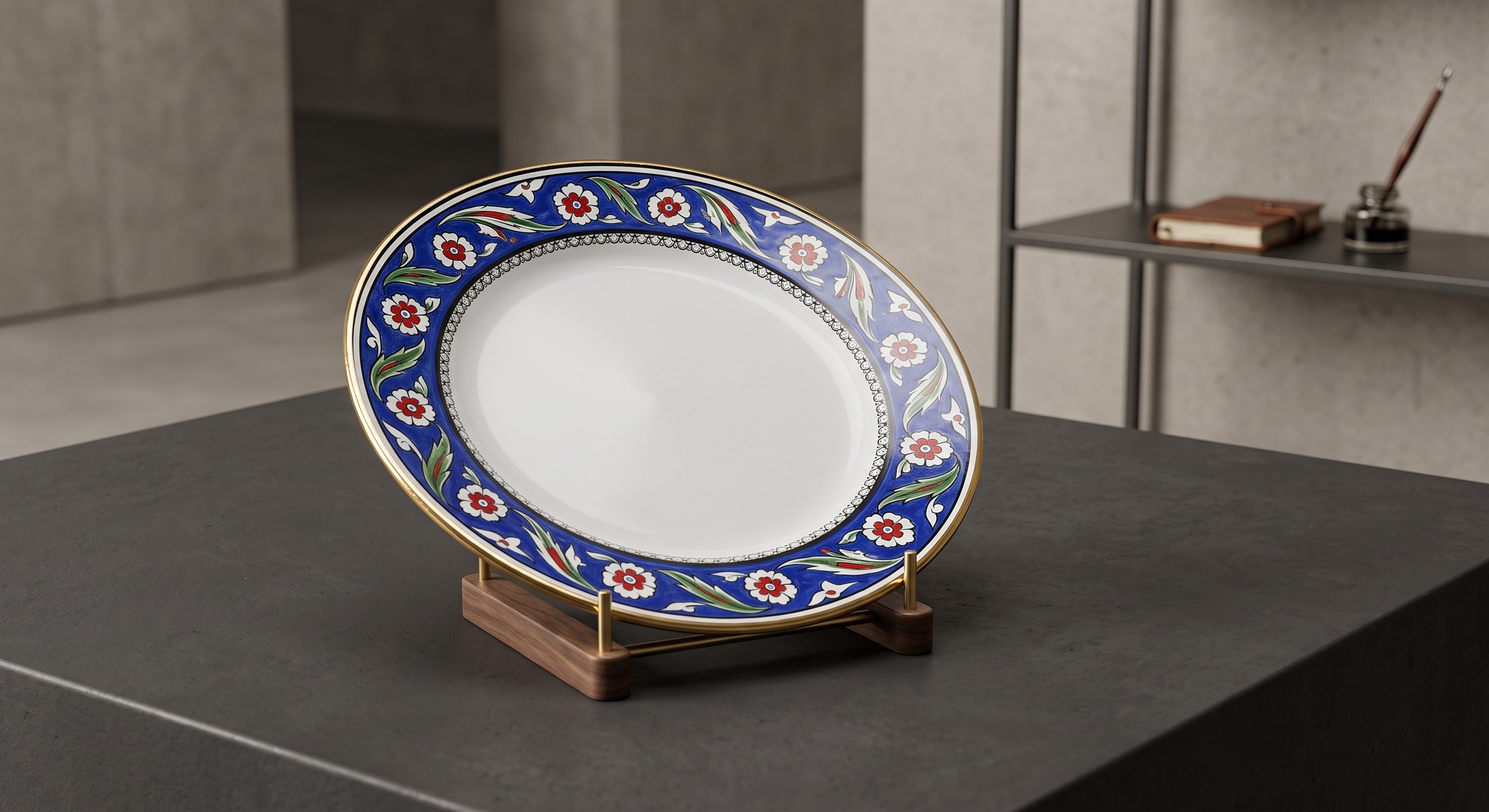 Armada Çini PRT 123 25 cm iznik mavi çiçek desenli  porselen Kaligrafi çini tabak