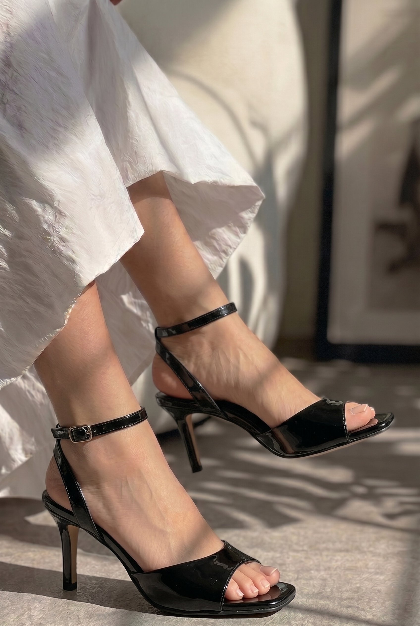  Kadın Kahvrengi Bilekten Bağlamalı Küt Burun İnce Topuklu Stiletto Abiye Ayakkabı