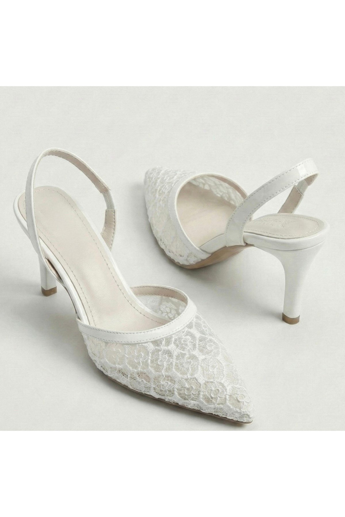 Kadın Dantel İşlemeli Sivri Burun İnce Topuklu Stiletto Gelin Abiye Ayakkabı