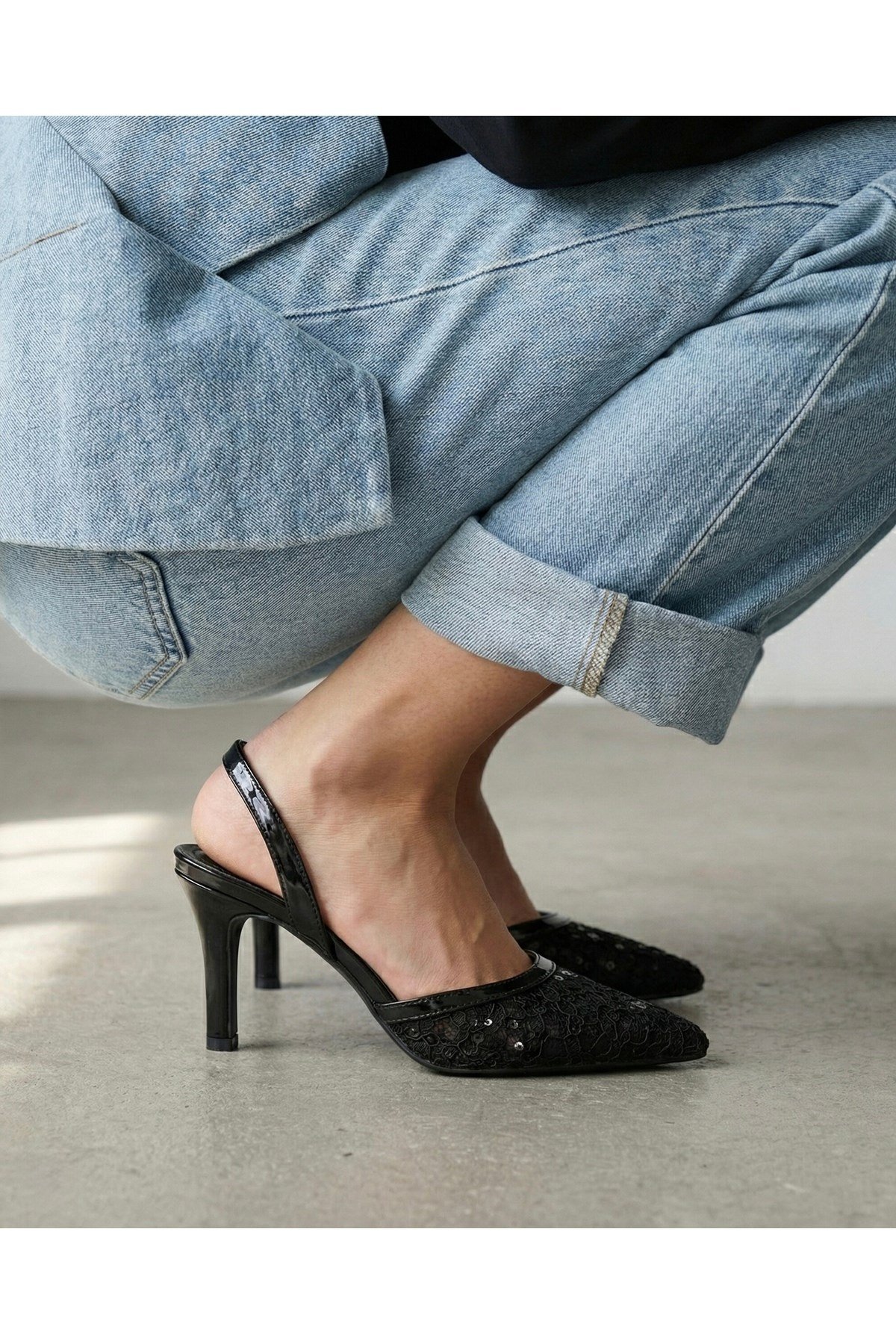Kadın Dantel İşlemeli Sivri Burun İnce Topuklu Stiletto Gelin Abiye Ayakkabı