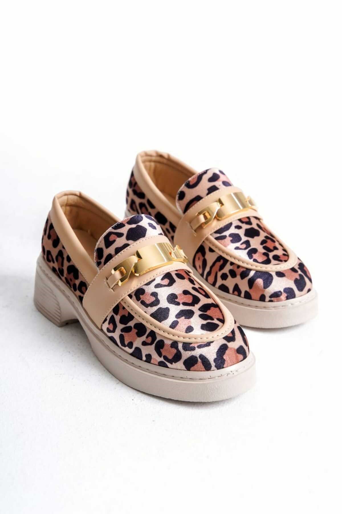 Kadın Günlük Loafer Metal Tokalı Leopar Rahat Ayakkabı