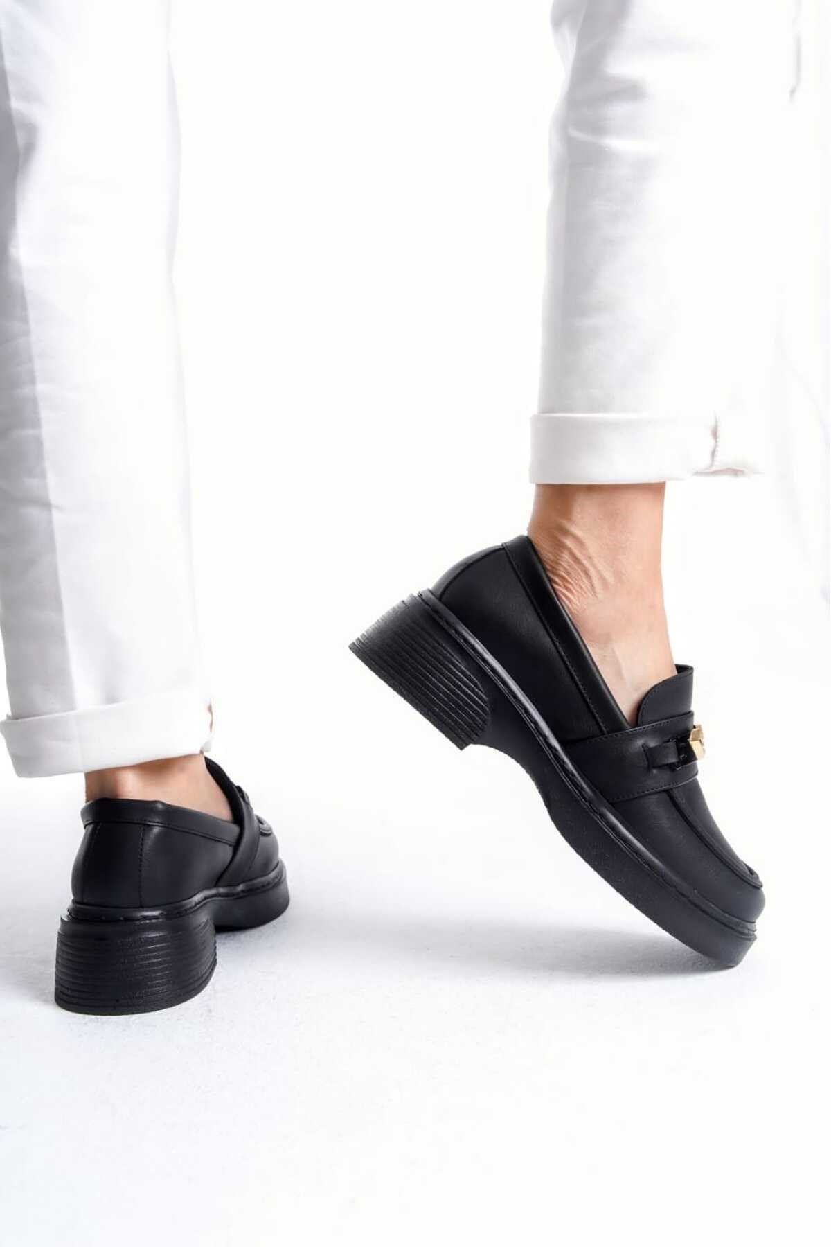 Kadın Günlük Loafer Metal Tokalı Rahat Ayakkabı