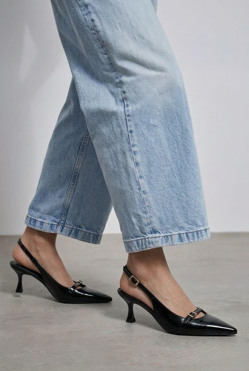 Kadın Rugan Tokalı Bantlı Arkası Açık Sivri Burun Stiletto Abiye Topuklu Ayakkabı