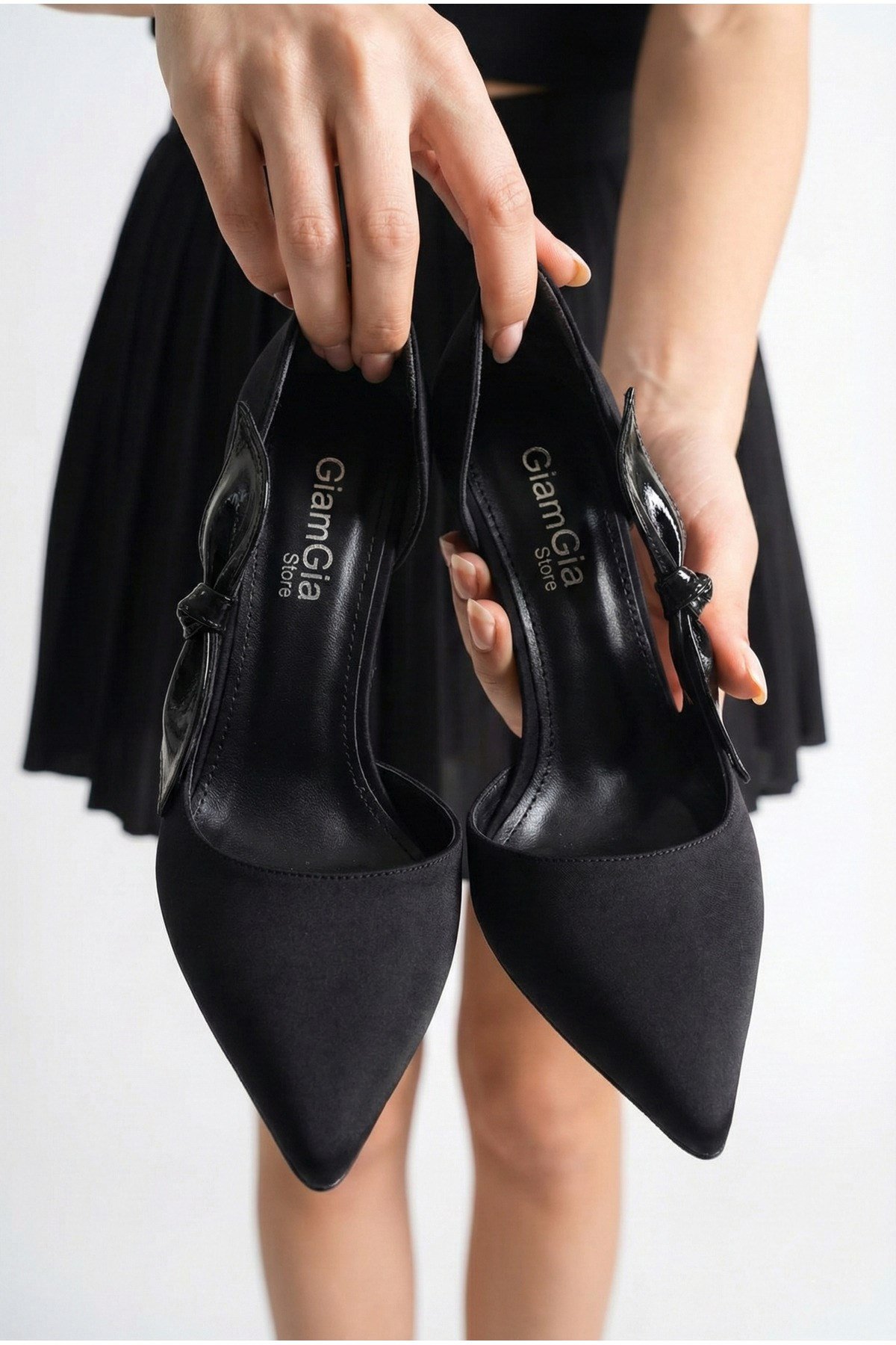 Kadın Saten Fiyonklu Sivri Burun 9 cm İnce Topuklu Stiletto Abiye Ayakkabı