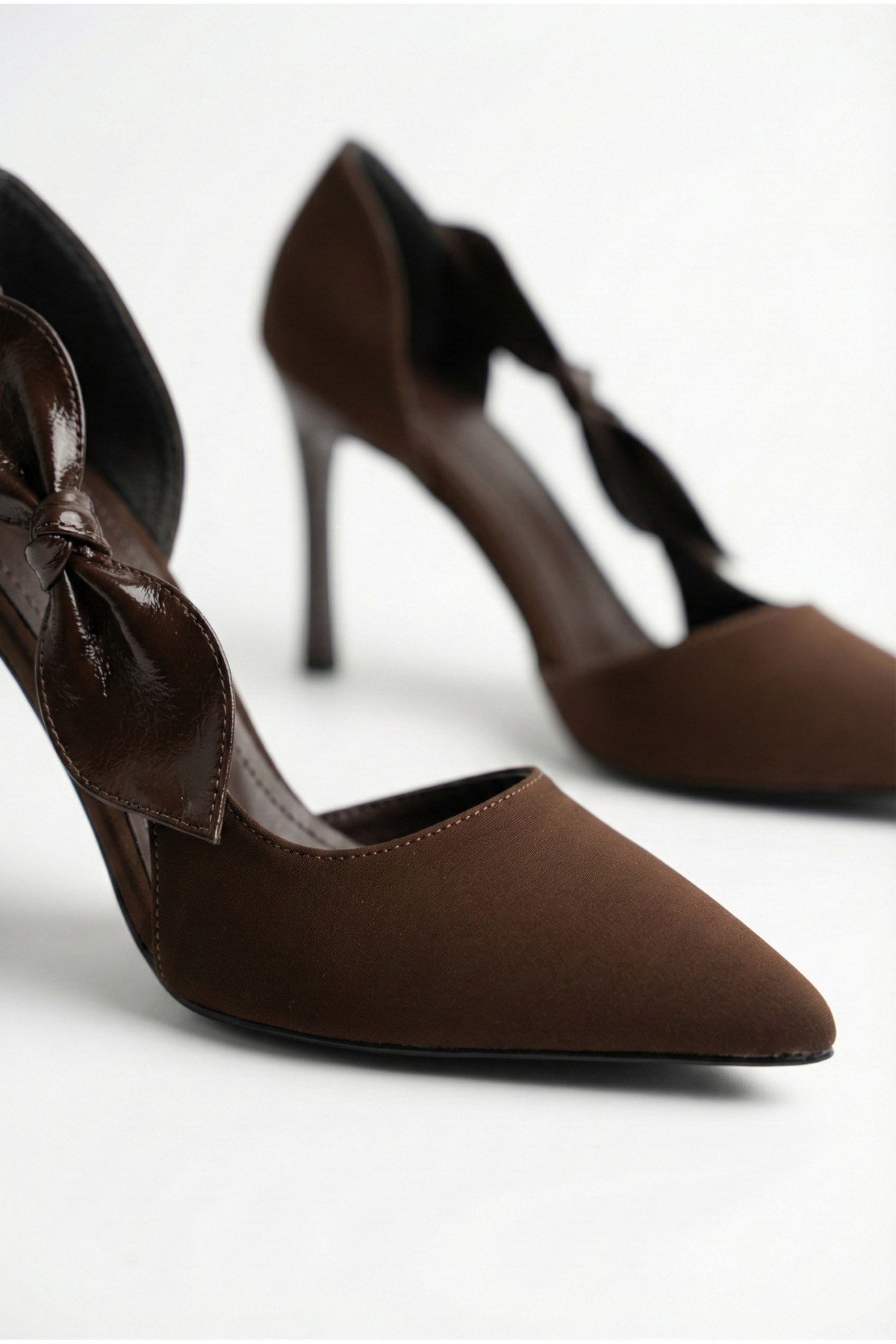 Kadın Saten Fiyonklu Sivri Burun 9 cm İnce Topuklu Stiletto Abiye Ayakkabı