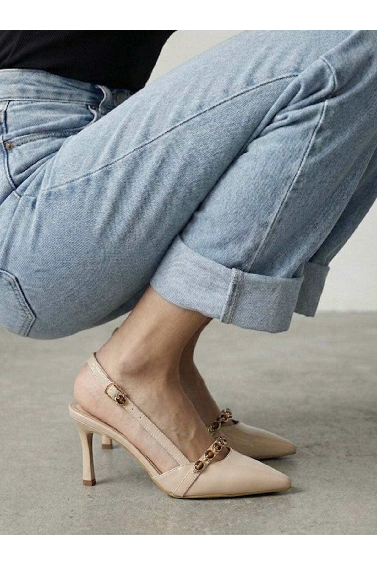 Kadın Taşlı Bantlı Arkası Açık Kadeh Topuklu Sivri Burun Abiye Stiletto Ayakkabı