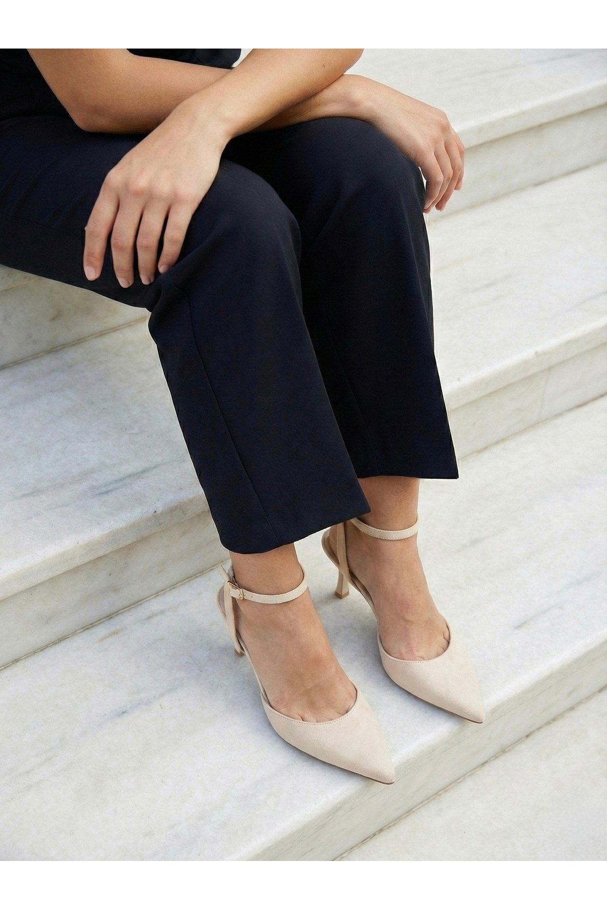 Saten Bilekten Bağlı Topuklu Bej Sivri Burun Kadın Stiletto | Bilek Bağlamalı Topuklu Ayakkabı