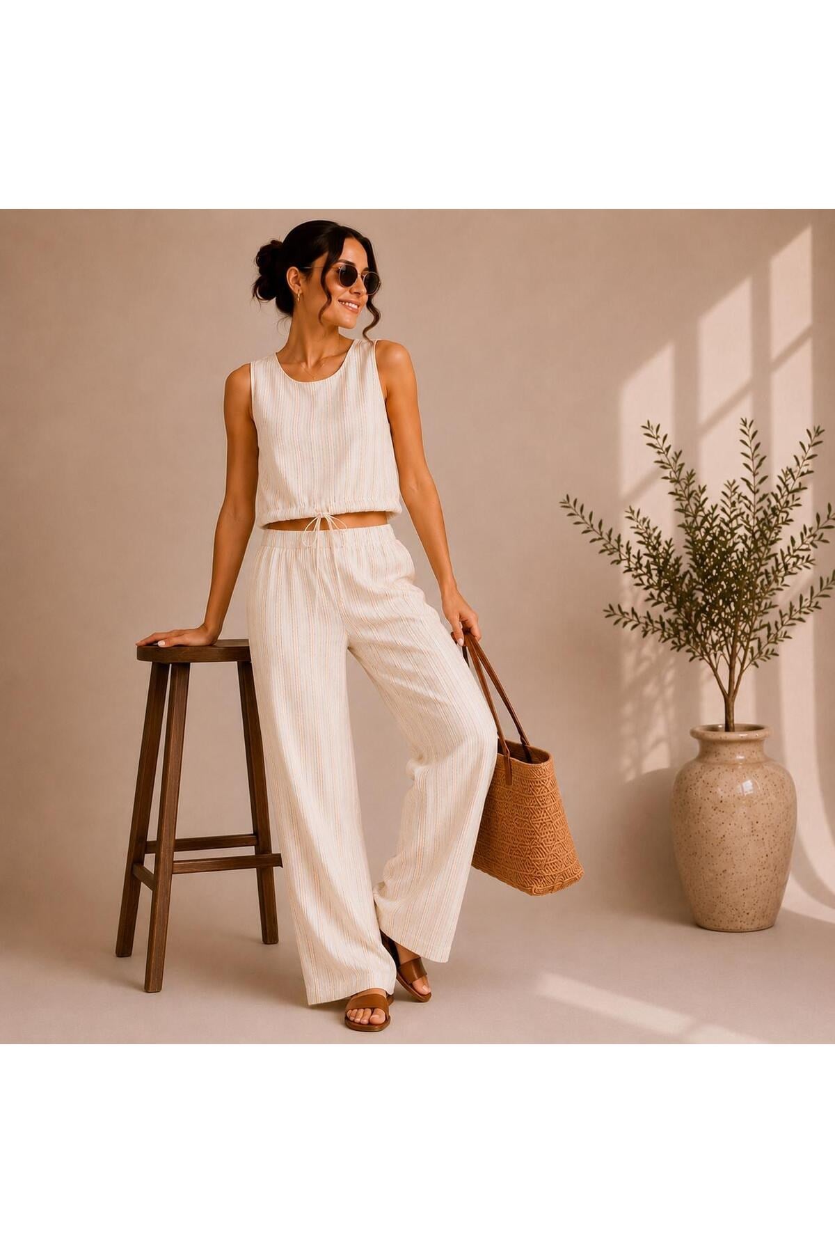 Çizgili Keten Görünümlü Crop Bluz Pantolon Takımı