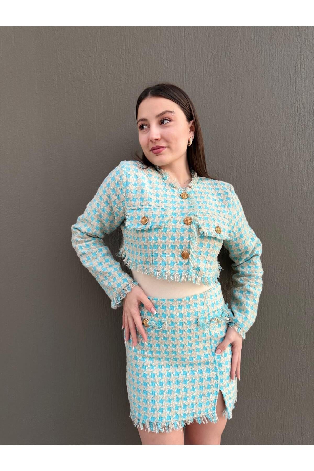 Gold Düğmeli Tweed Ceket & Mini Etek Takım – Turkuaz