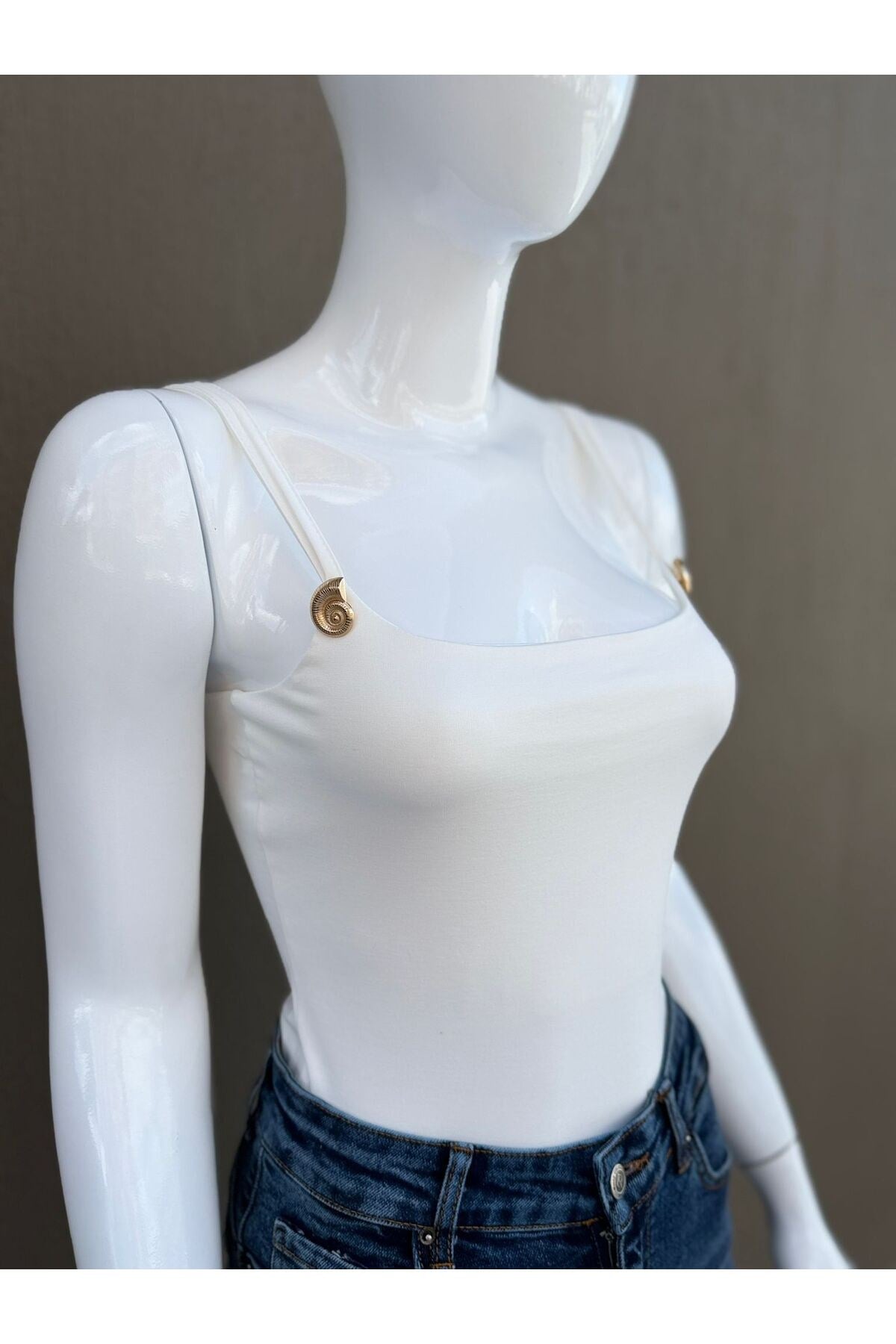 kadin-askili-slim-fit-bodysuit-metal-d-4bfad4.jpg