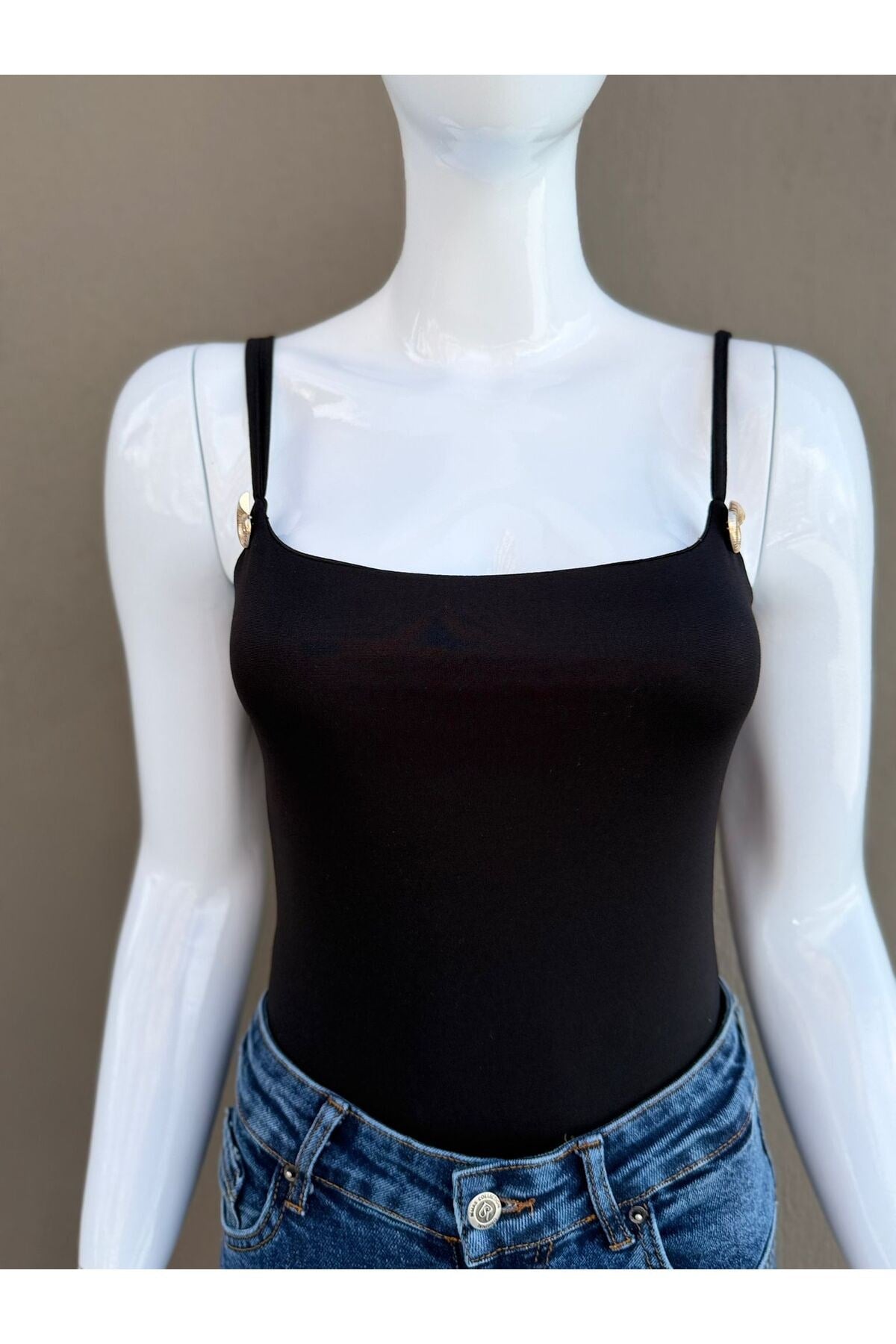 kadin-askili-slim-fit-bodysuit-metal-d-8d-4b0.jpg