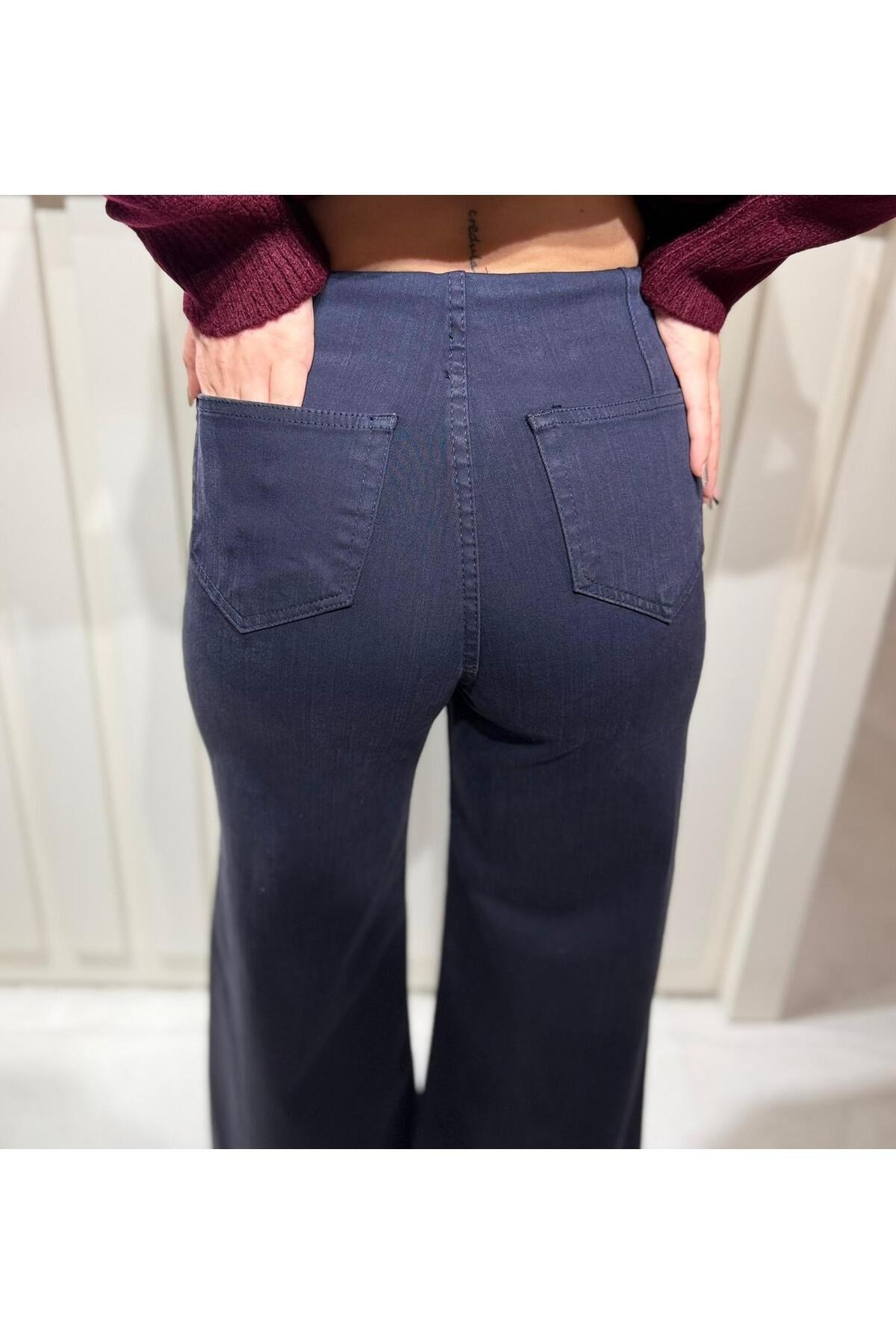 Kadın Beli Lastik Detaylı Yüksek Bel İspanyol (Geniş) Paça Lacivert Jean Pantolon