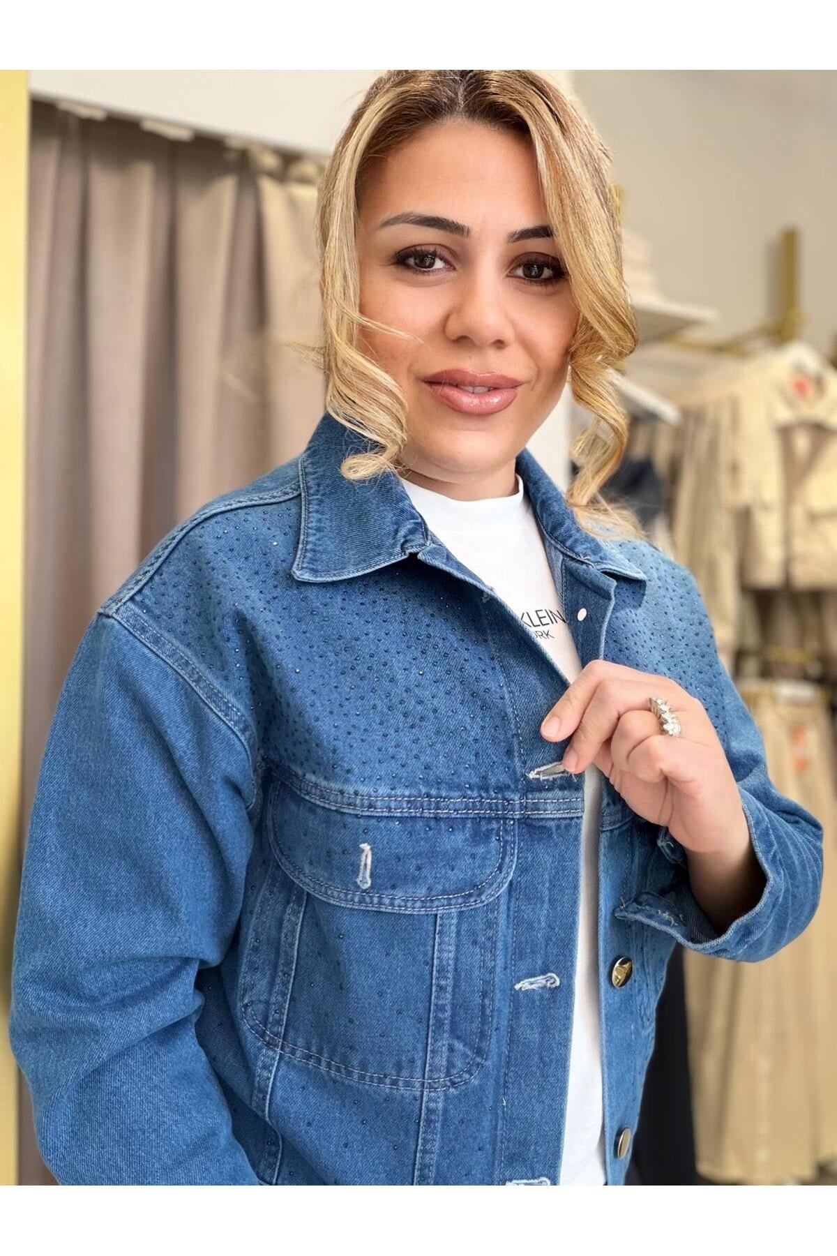 kadin-jean-ceket-tas-detayli-mavi-deni-e08cea.jpg