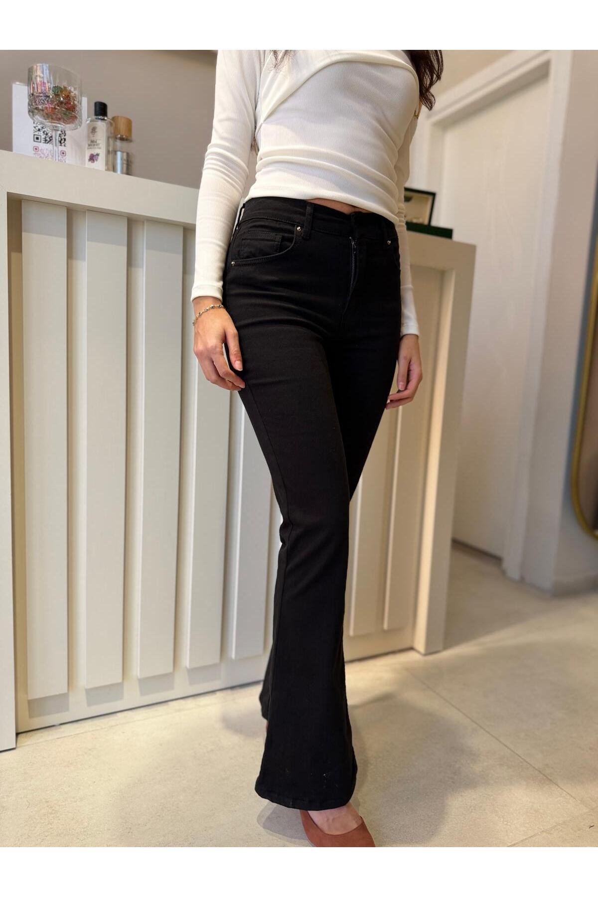 Kadın Yüksek Bel Siyah İspanyol Paça Jean Pantolon – Toparlayıcı Fit