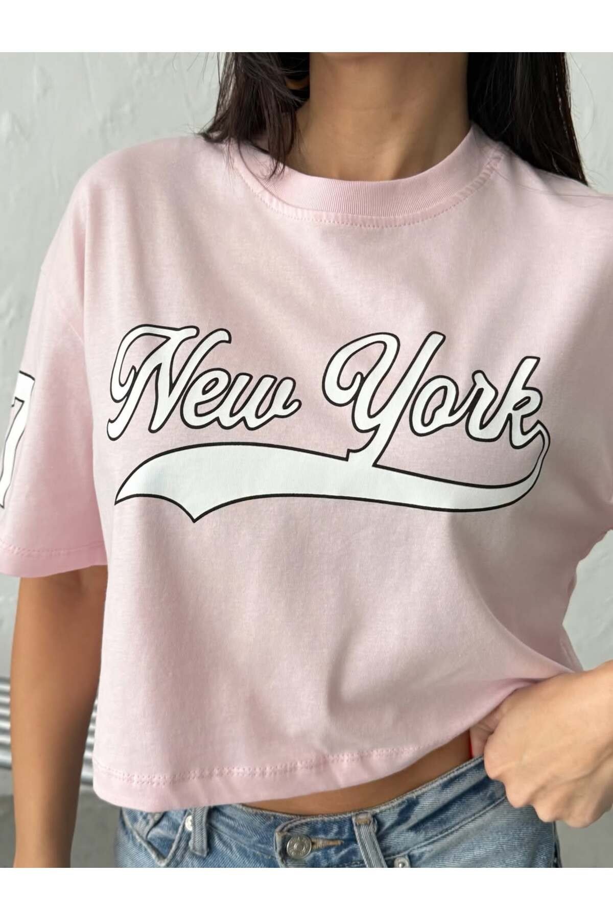 New York Baskılı Crop T-Shirt – Kısa Kesim Oversize Kadın T-Shirt
