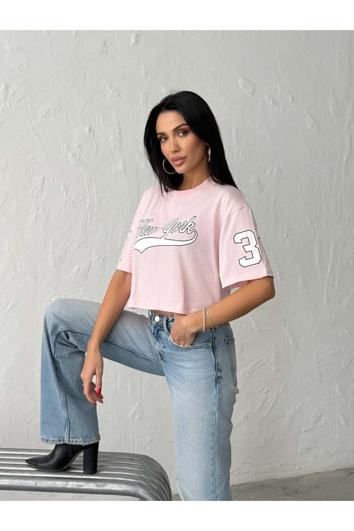 New York Baskılı Crop T-Shirt – Kısa Kesim Oversize Kadın T-Shirt