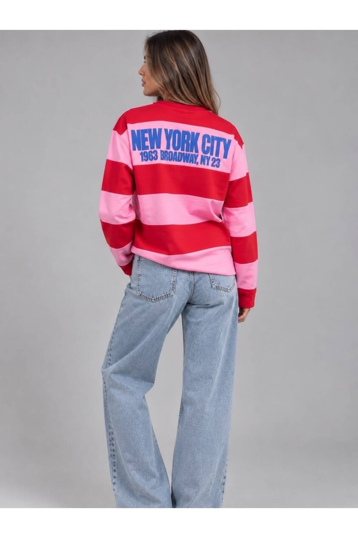 New York Baskılı Oversize Çizgili Sweatshirt