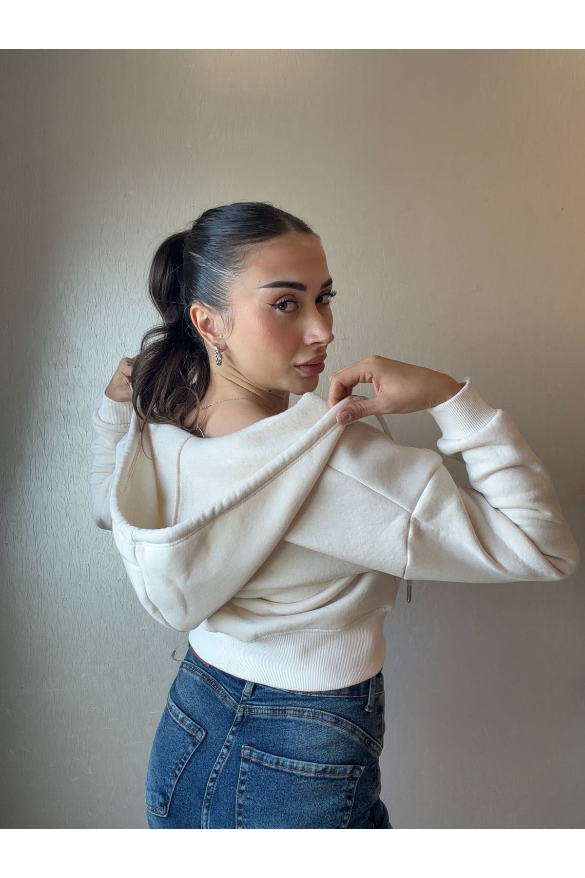 Üç İplik Kapşonlu Fermuarlı Sweatshirt