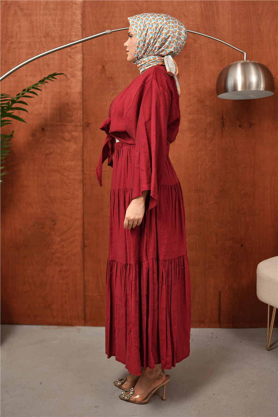 Bordo Bağlama Detaylı Katlı Tesettür Elbise kadın giyim ürün görseli Arzestore