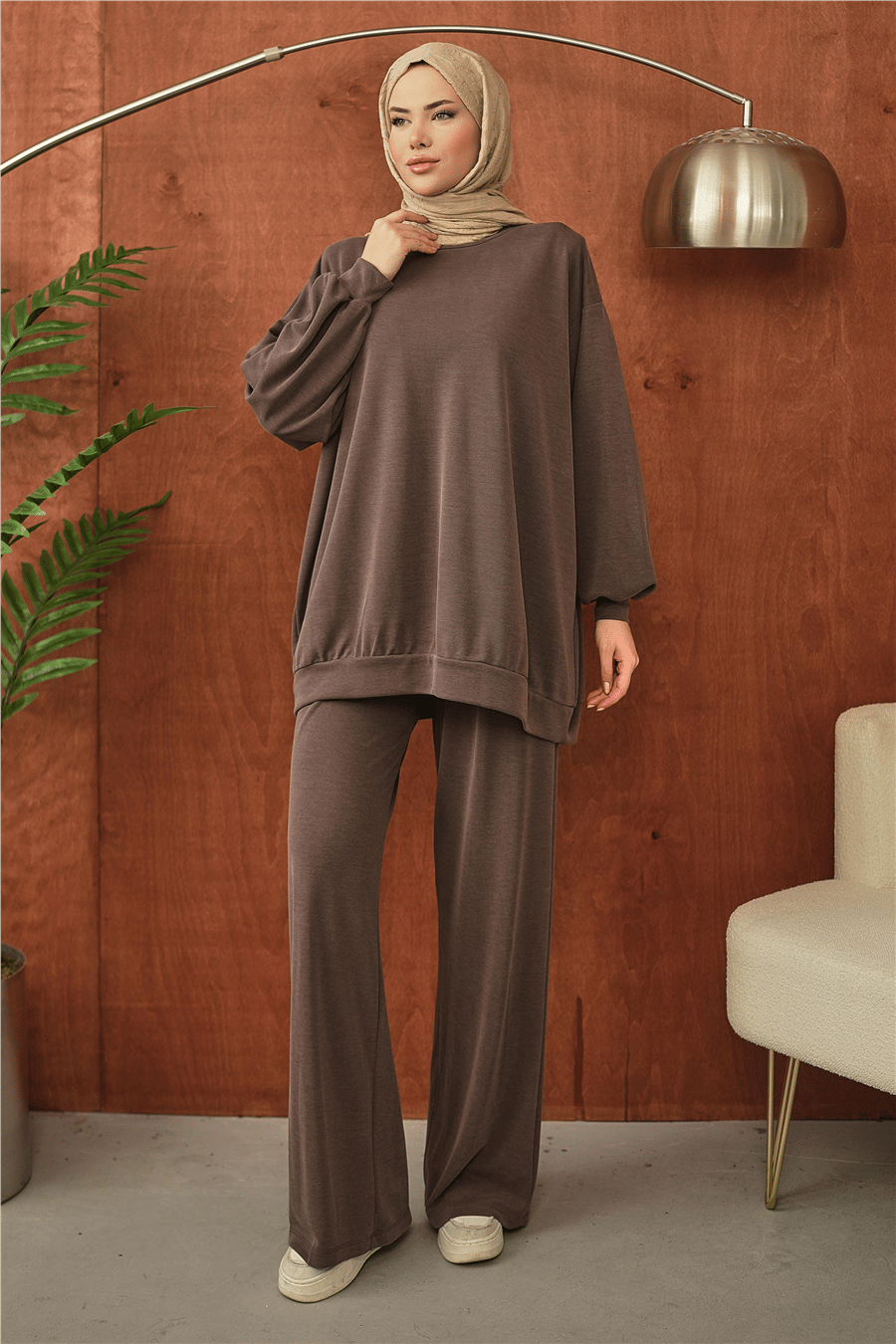 Kahverengi Oversize Rahat Kesim Tesettür Takım kadın giyim ürün görseli Arzestore