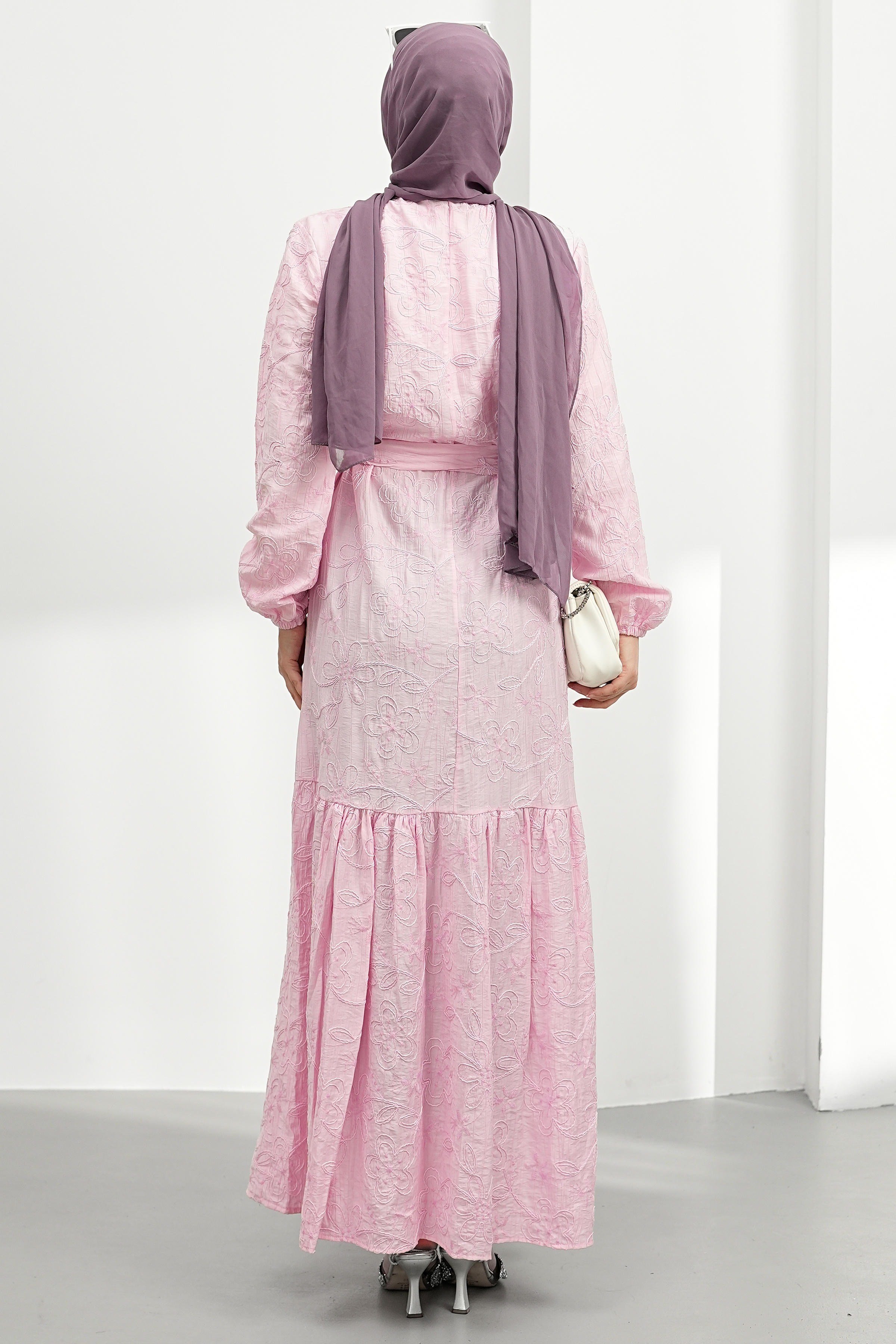 Nakışlı Kemer Detay Elbise - Pembe kadın giyim ürün görseli Arzestore
