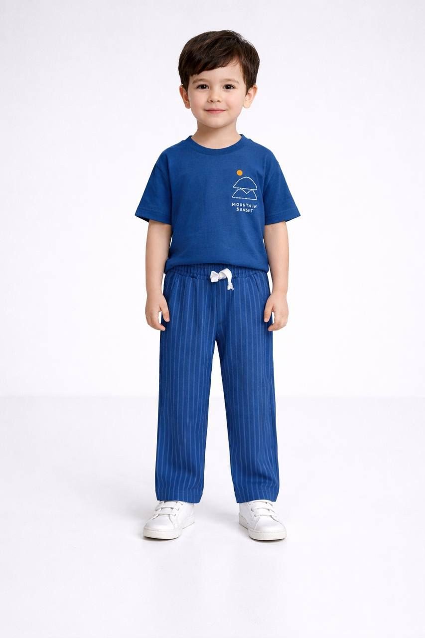 Erkek Çocuk Çizgili Pantolonlu Trend Takım