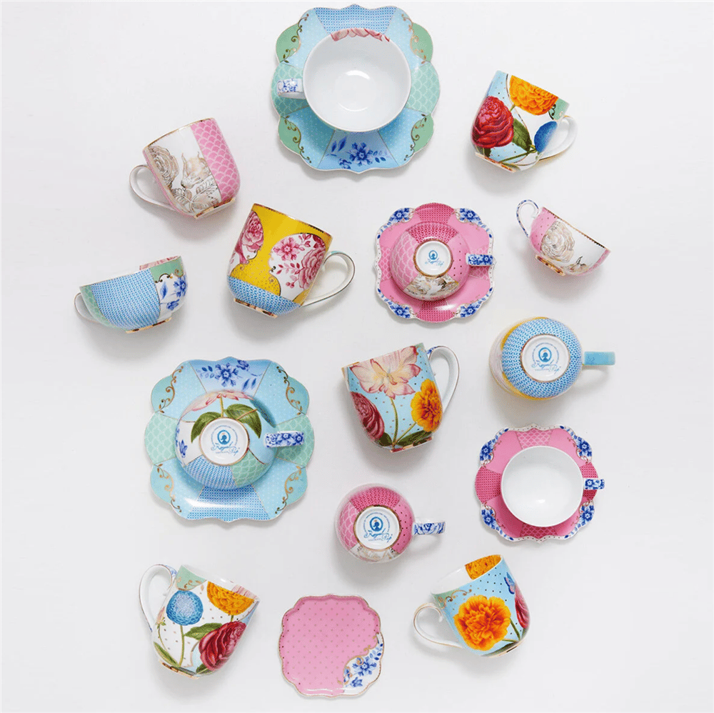 ROYAL SARI ÇİÇEK DESENLİ BÜYÜK MUG