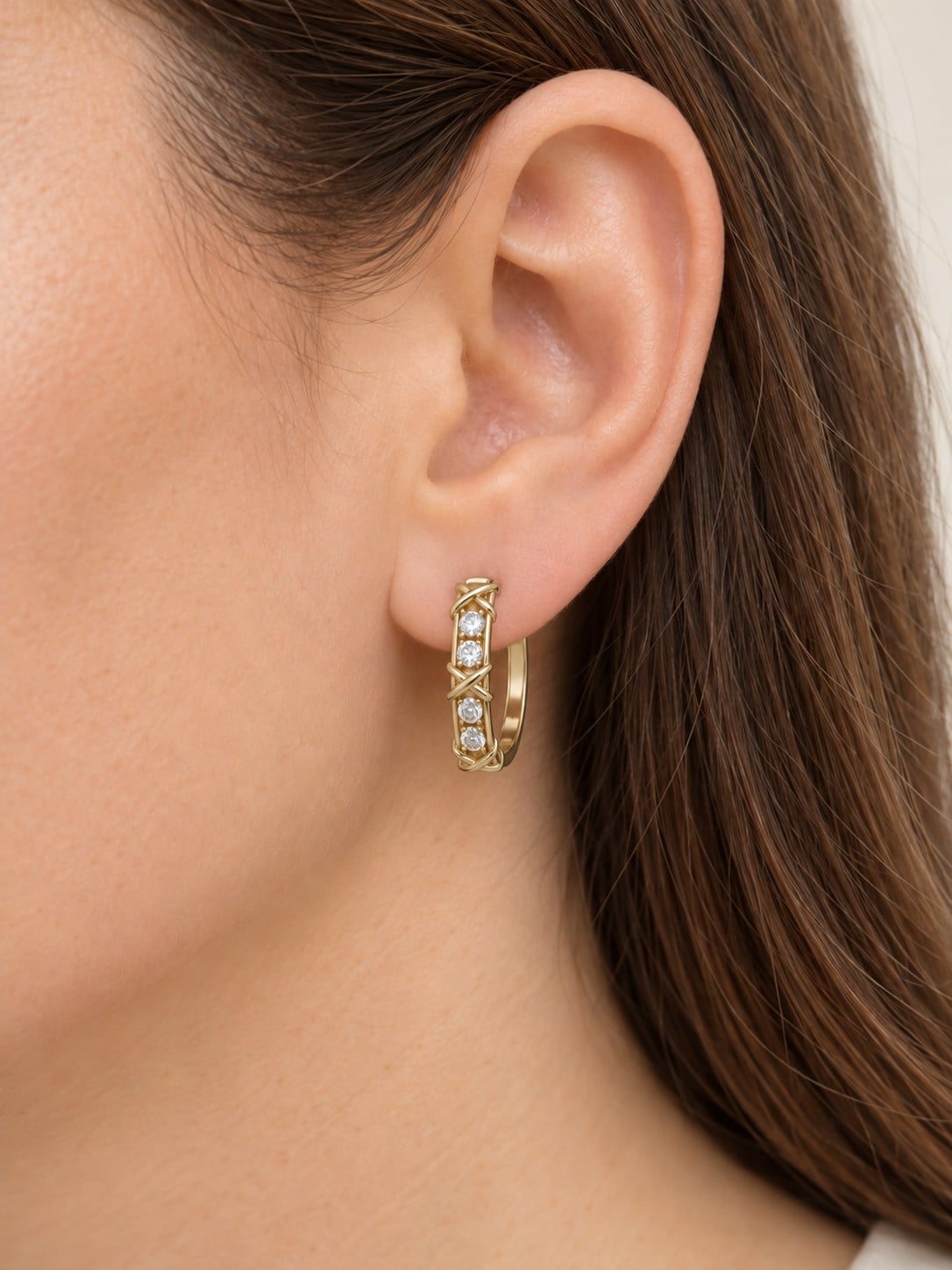 turkuaz-xuping-14k-capraz-tasli-halka---836f-