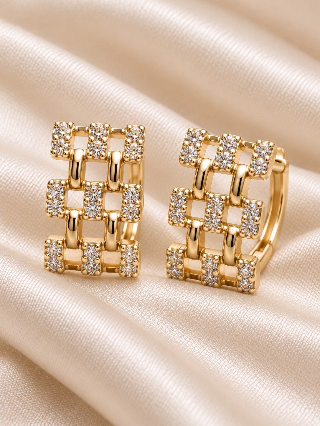 turkuaz-xuping-14k-orgu-halka-kupe-9906-2