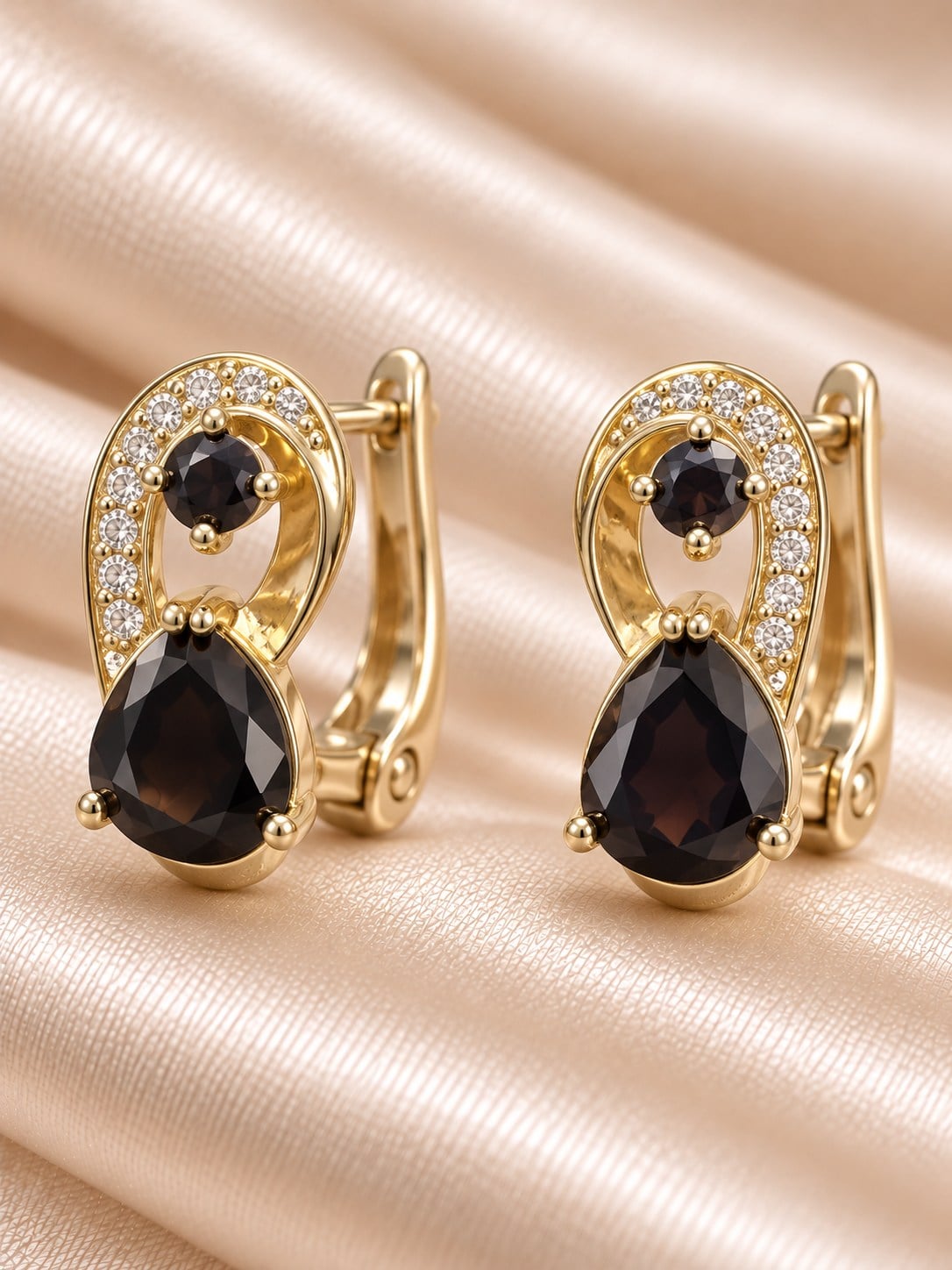 turkuaz-xuping-14k-siyah-damla-kupe-b76-97