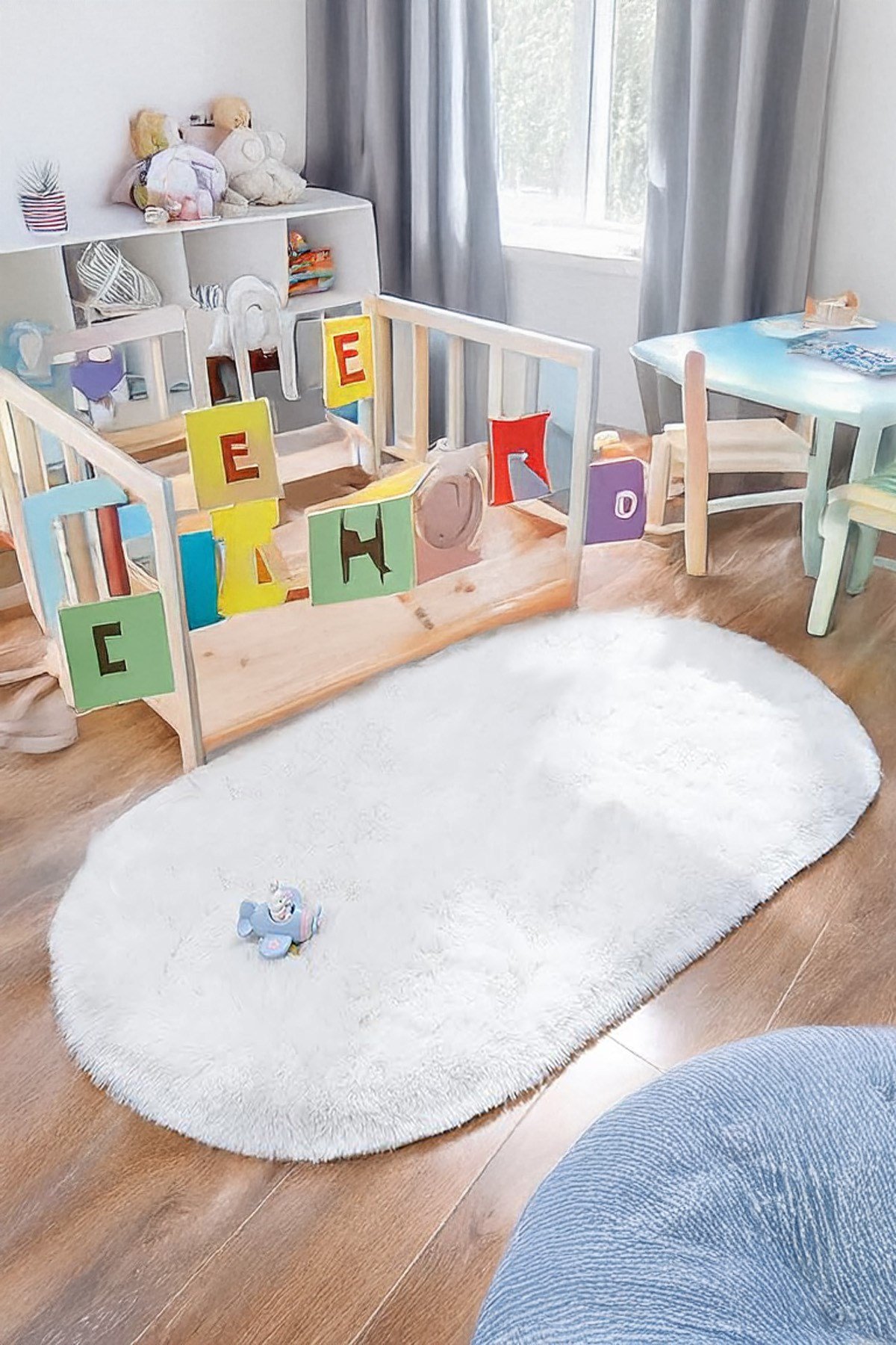 Beyaz Oval Peluş Post Halı Yolluk Yumuşak Tüylü Puffy Kaymaz Taban Dekoratif Yıkanabilir Modern
