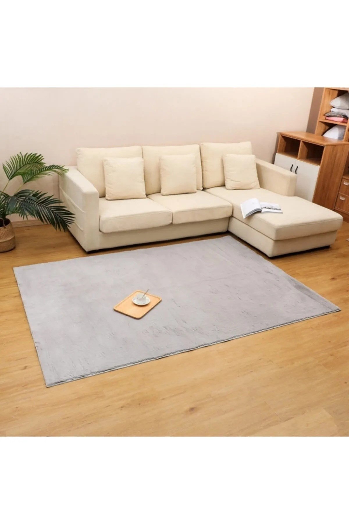 Gri Post Peluş Halı Yolluk Yumuşak Tüylü Puffy Kaymaz Özel Taban Dekoratif Yıkanabilir Modern