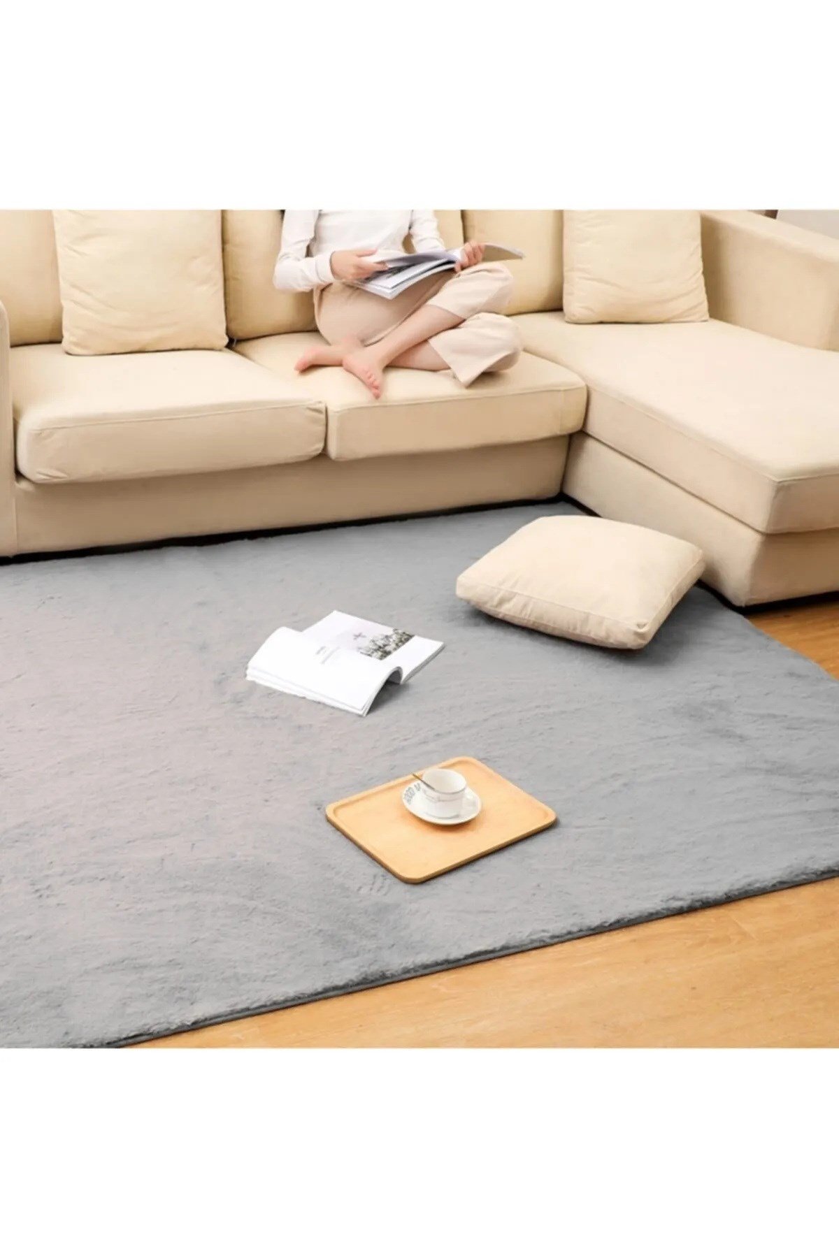 Gri Post Peluş Halı Yolluk Yumuşak Tüylü Puffy Kaymaz Özel Taban Dekoratif Yıkanabilir Modern